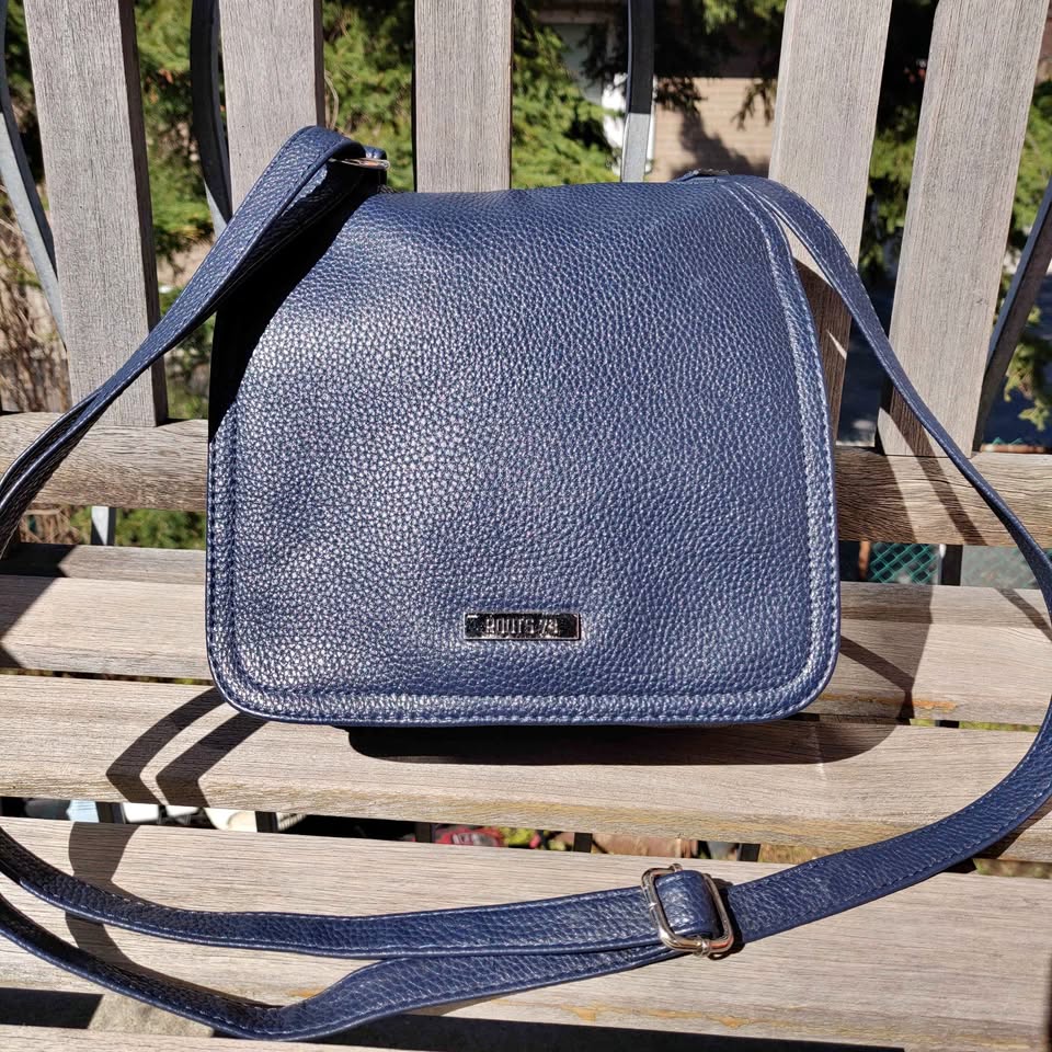 Roots Leather Purse