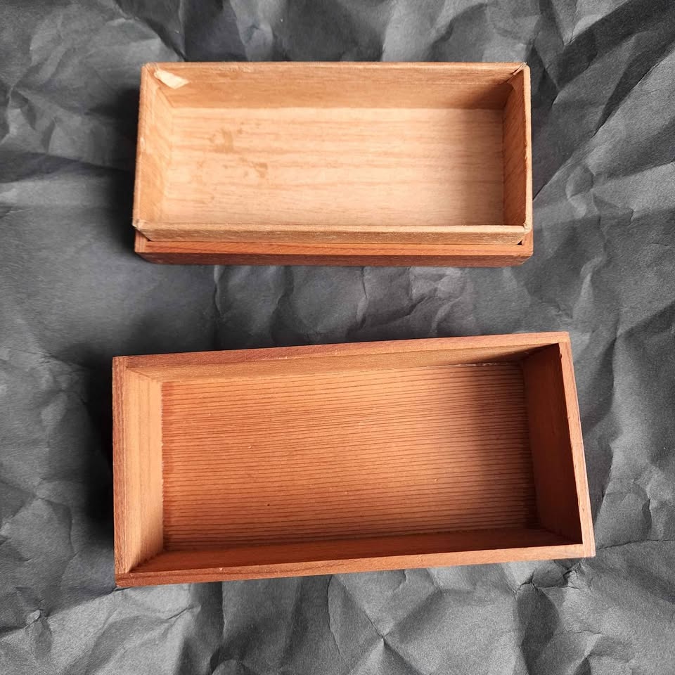 Antique Vintage Delicate Handmade Wood Box - photo 2