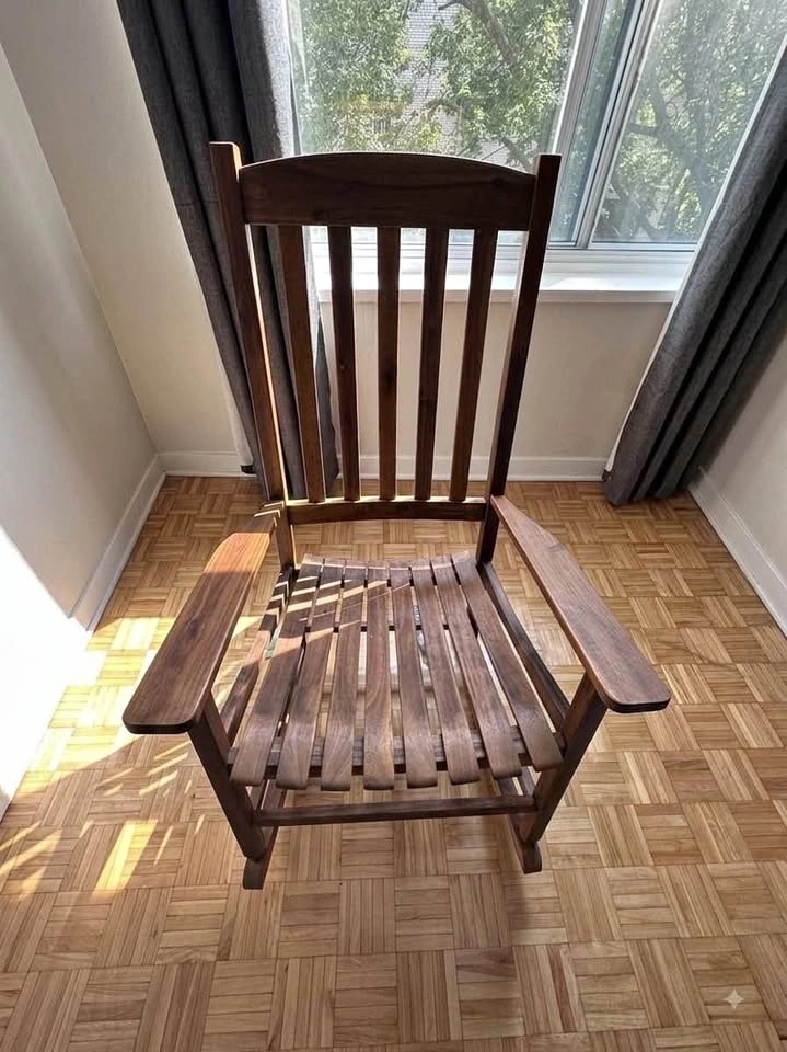 Wood Rocking Chair
