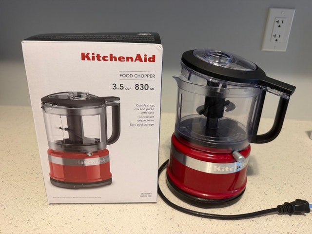 KitchenAid KFC3516ER 3.5 Cup Mini Food Processor, Empire Red - photo 2