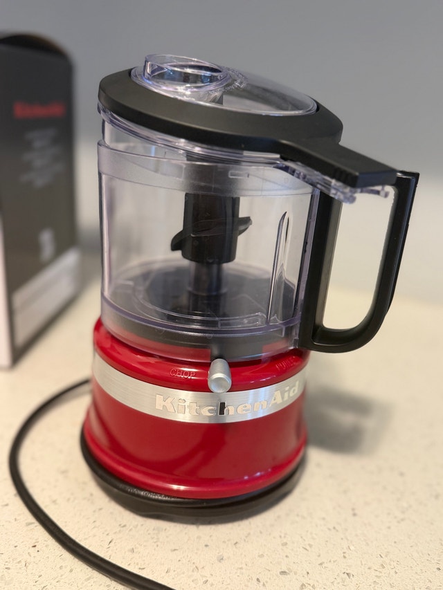 KitchenAid KFC3516ER 3.5 Cup Mini Food Processor, Empire Red - photo 3