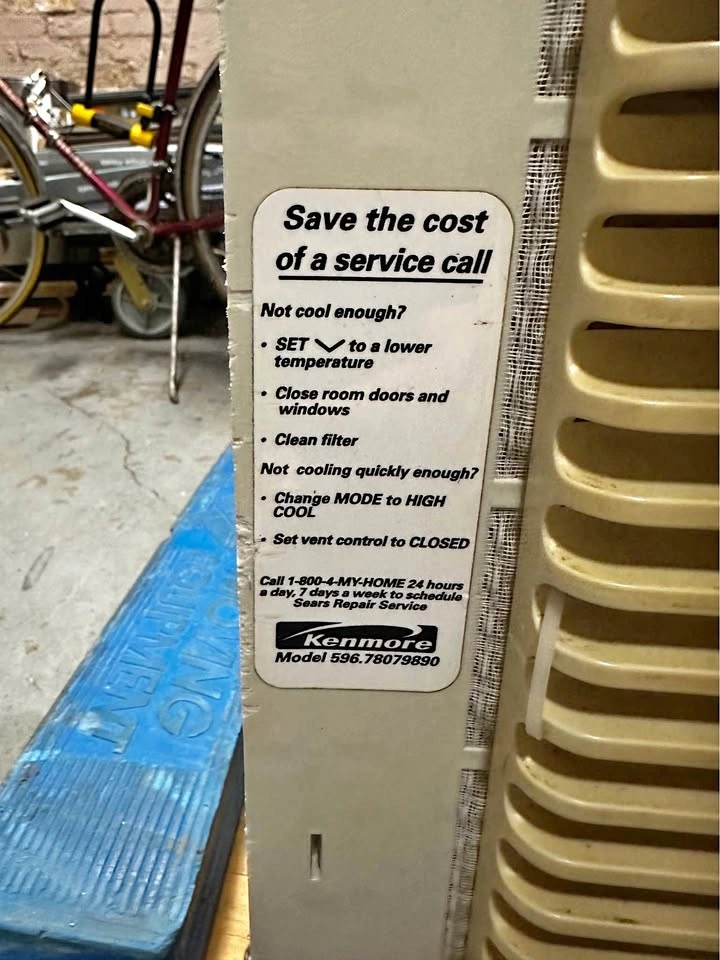 15,100 BTU AC like new