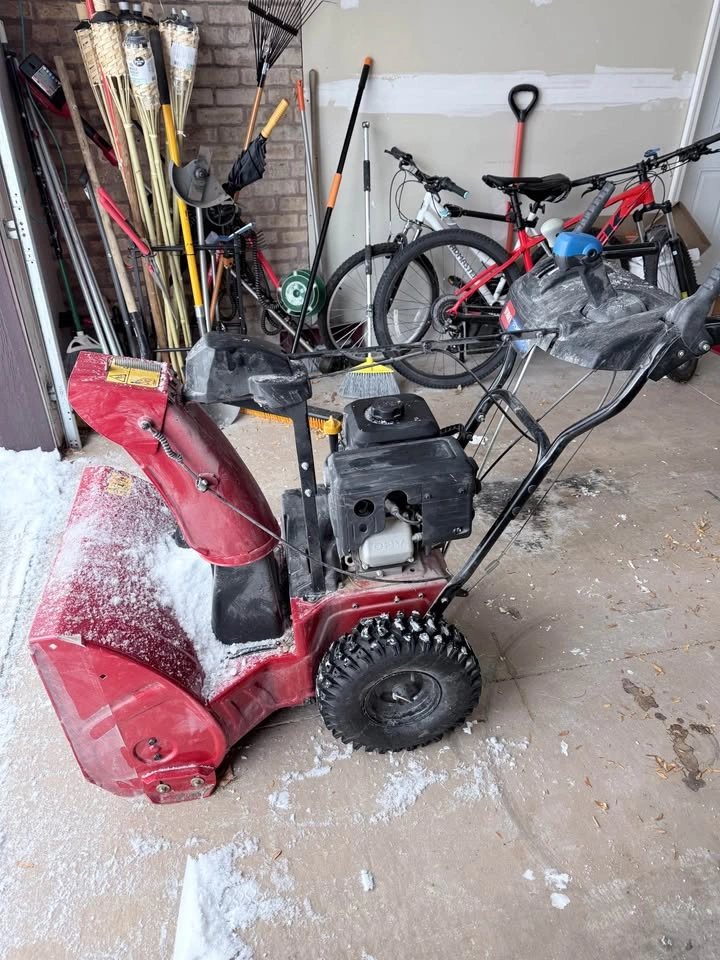 Toro snow blower - photo 3