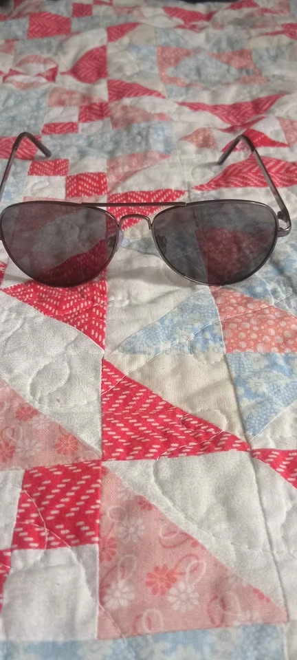Sunglasses - photo 2