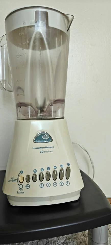 Hamilton Beach 12-Speed Wave-Action Blender