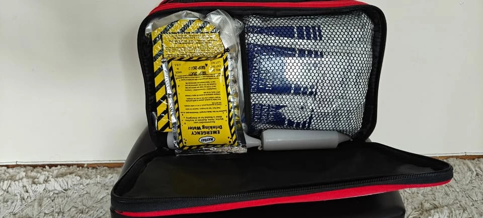 Lifeline First Aid emergency disaster preparation kit - photo 4
