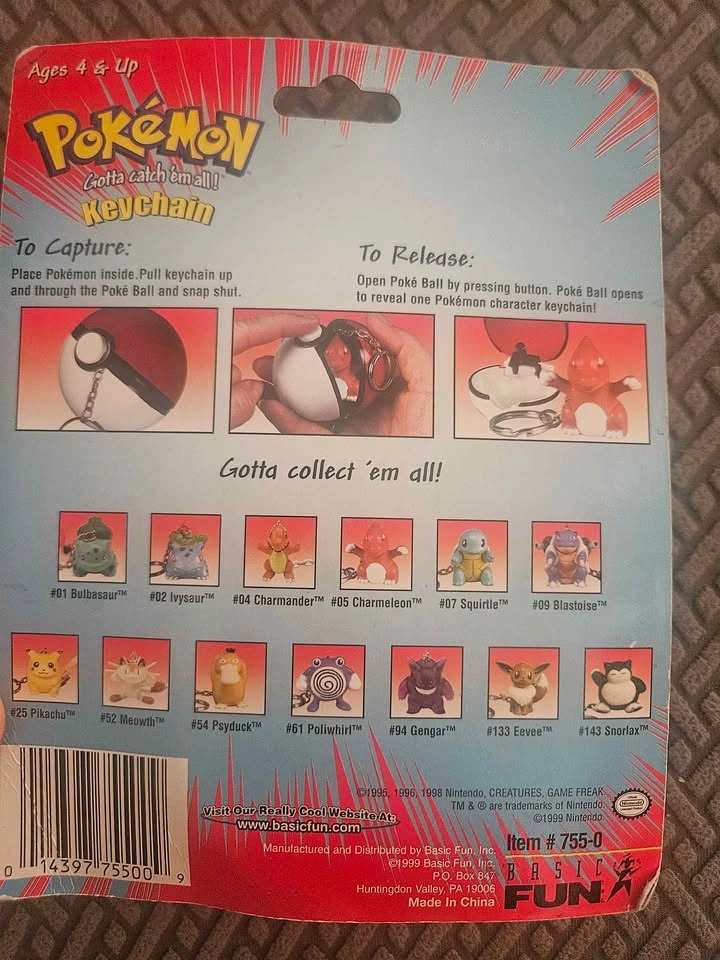 Pokemon Vintage Pikachu Pokeball Keychain New Sealed 1999 - photo 4