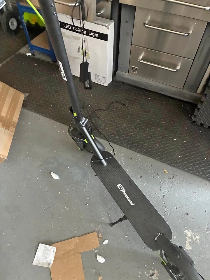 E scooter