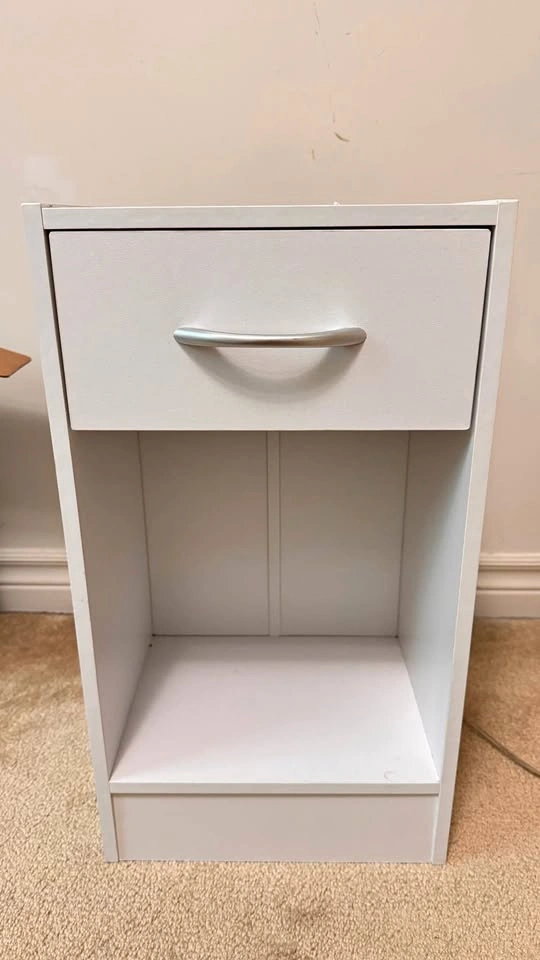 Bed side table