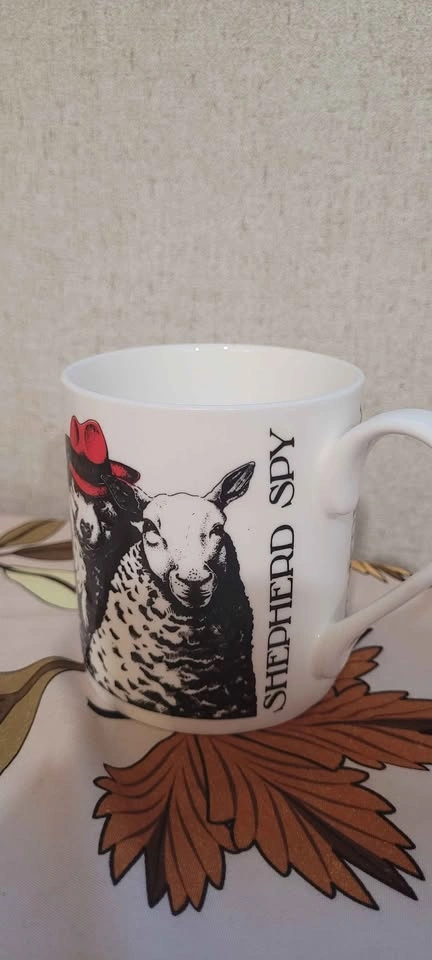 Collectable Simon Drew Mug - photo 3