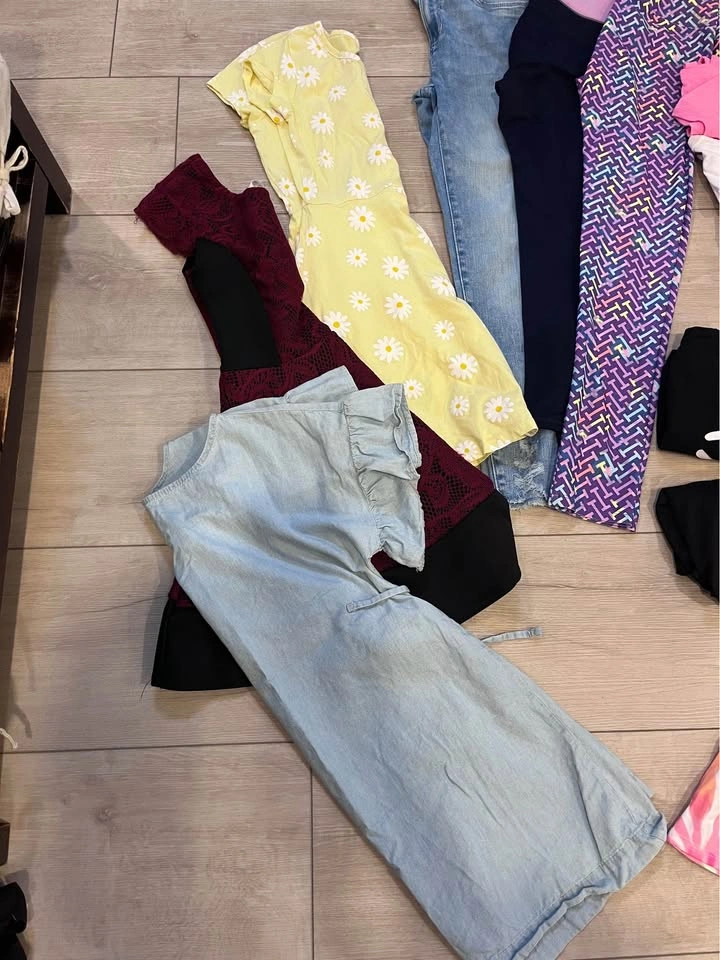 Girls’ Clothing Lot Size 10-12 - photo 4