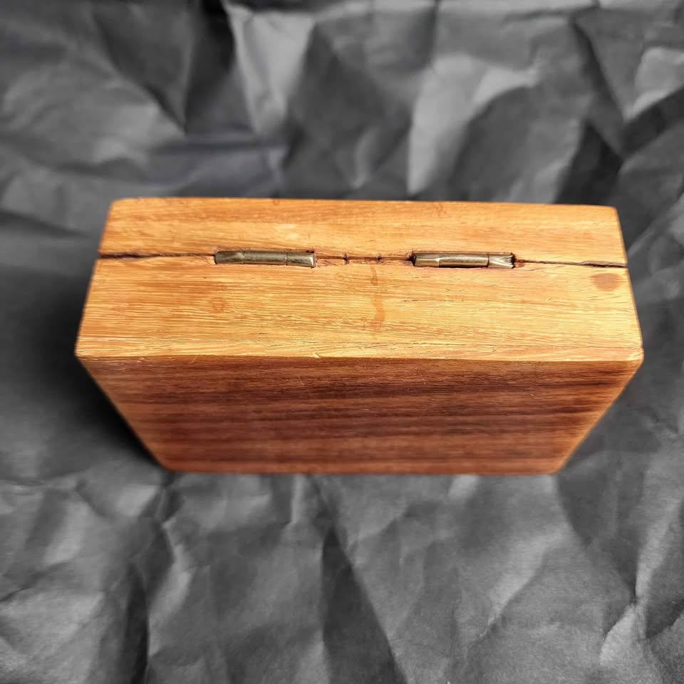OBO MOVING Ornate handmade antique vintage solid Wood box - photo 5