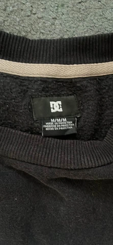 DC Crewneck Sweatshirt - photo 2