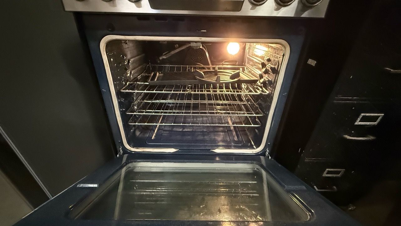 Stove, refrigerator and microwave stainless steel appliances - photo 5