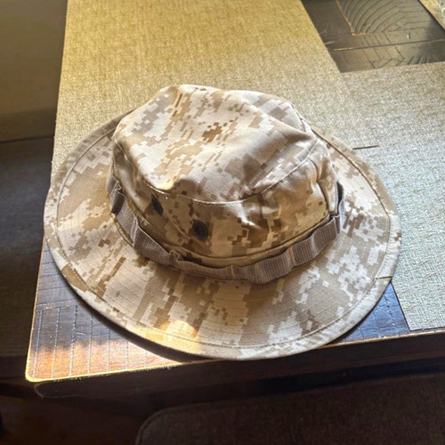 Digital Camo Boonie Hat w/ Chin Strap Size 7 1/4 Made USA