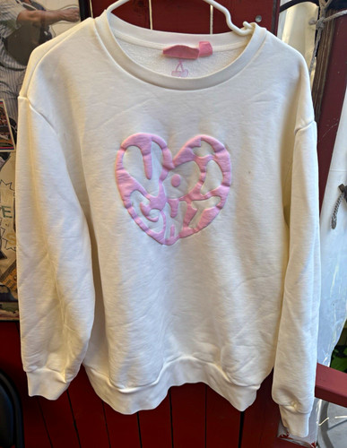 Voight Women’s White Pullover Crewneck Sweatshirt L Pink Heart