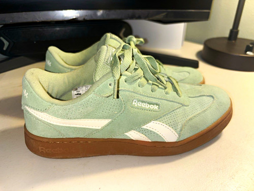 Reebok Club C Grounds women’s Suede Low Top Sneakers Vintage Gre