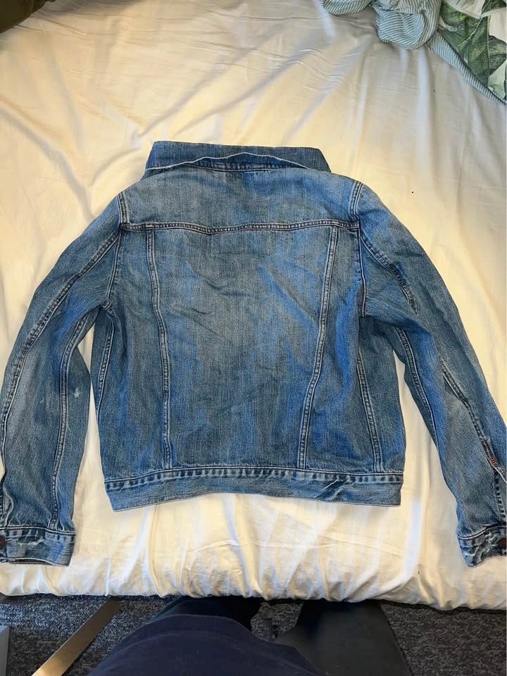 Hollister men jacket size medium - photo 2