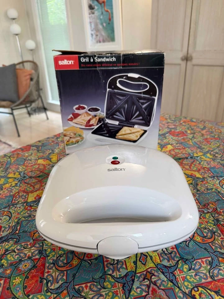 Sandwich Maker and Donuts Maker Combo - photo 3