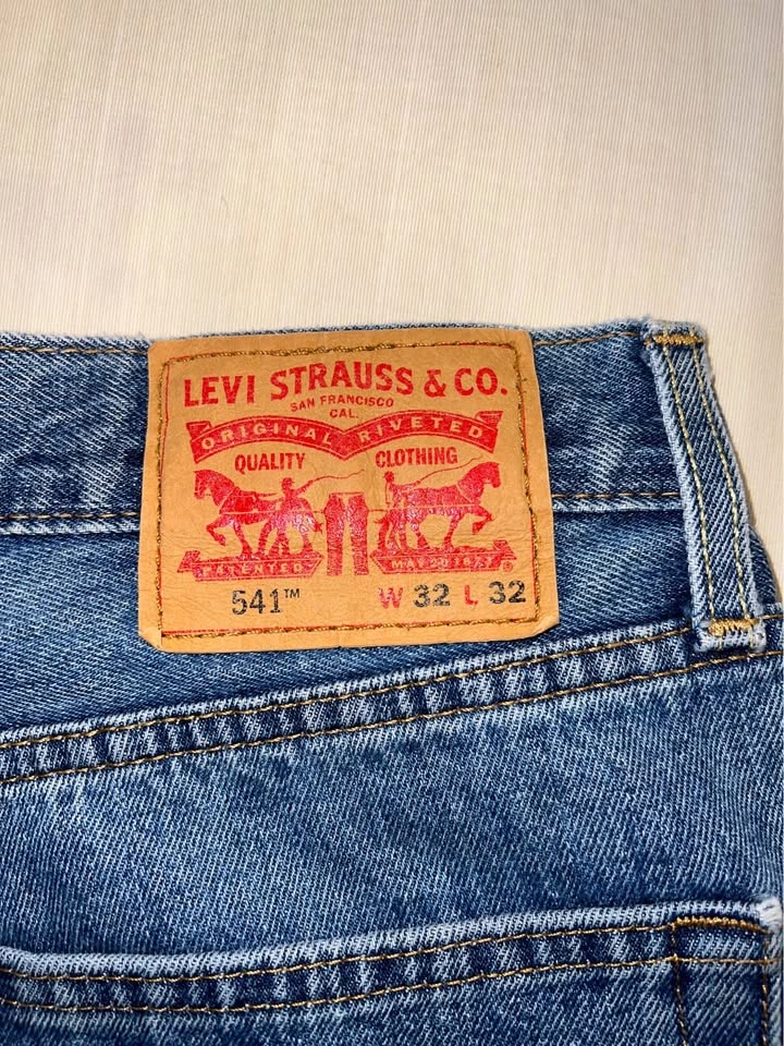 Levi’s man 541 size 32 x 32 - photo 3