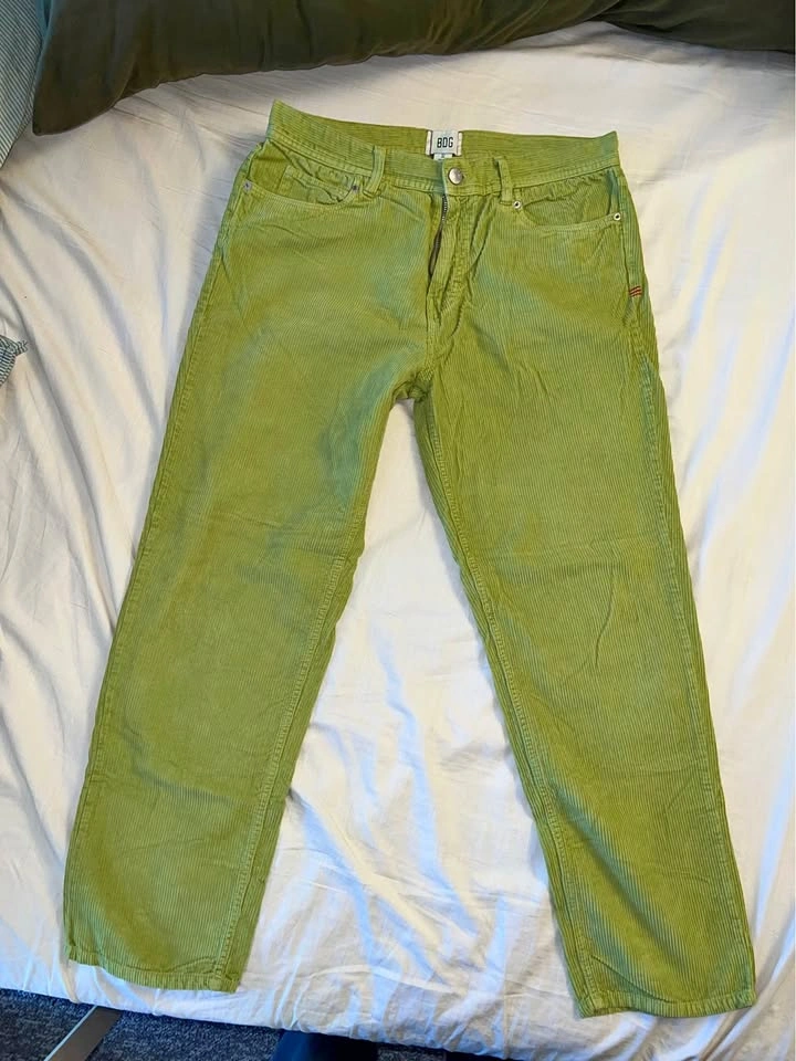 Urban outfitter, green corduroy pants size 32