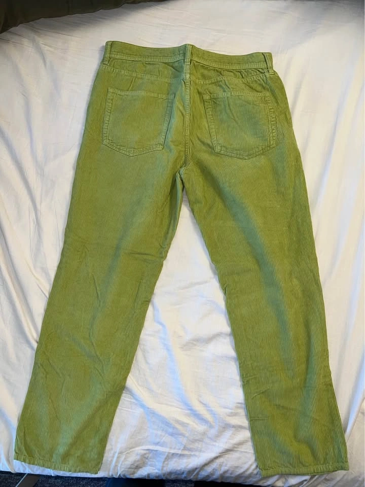 Urban outfitter, green corduroy pants size 32 - photo 2