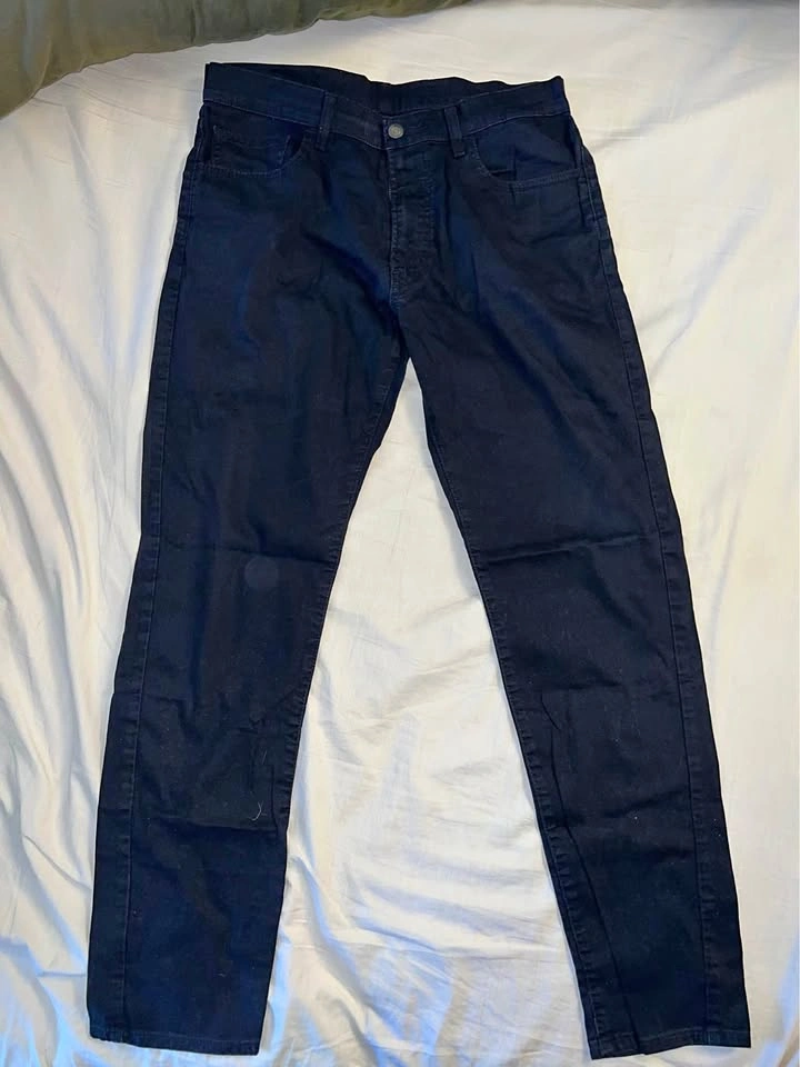Uniqlo black slim Chino pants