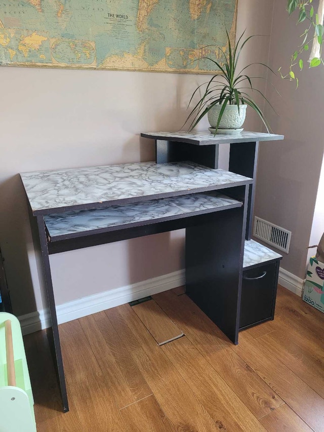 Computer Desk With Chair
