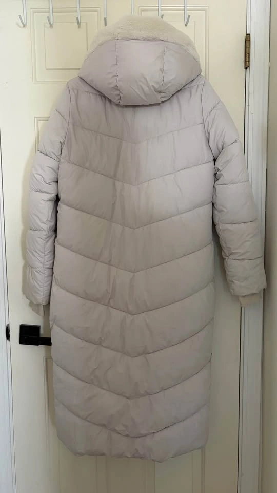 Hollister white puffer parka winter jacket (Small) - photo 4