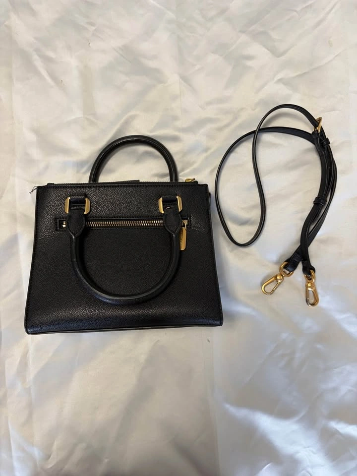 Charles & Keith Black Handbag - photo 2
