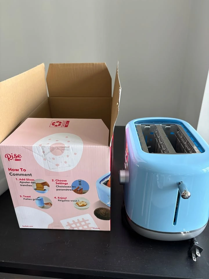 Rise BY Dash Plastic Blue 2 Slot Toaster - photo 2