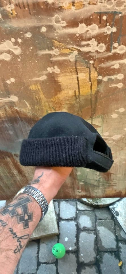 ZARA Black Brimless Docker Hat