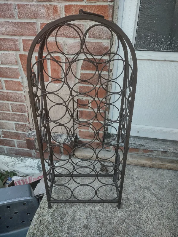 Wine rack for sale image indicator(4)