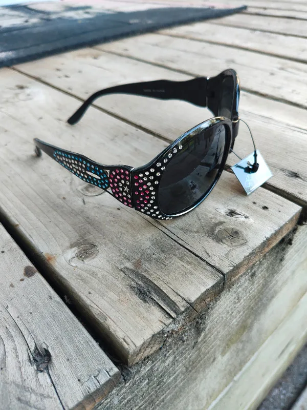 Sunglasses for sale image indicator(2)