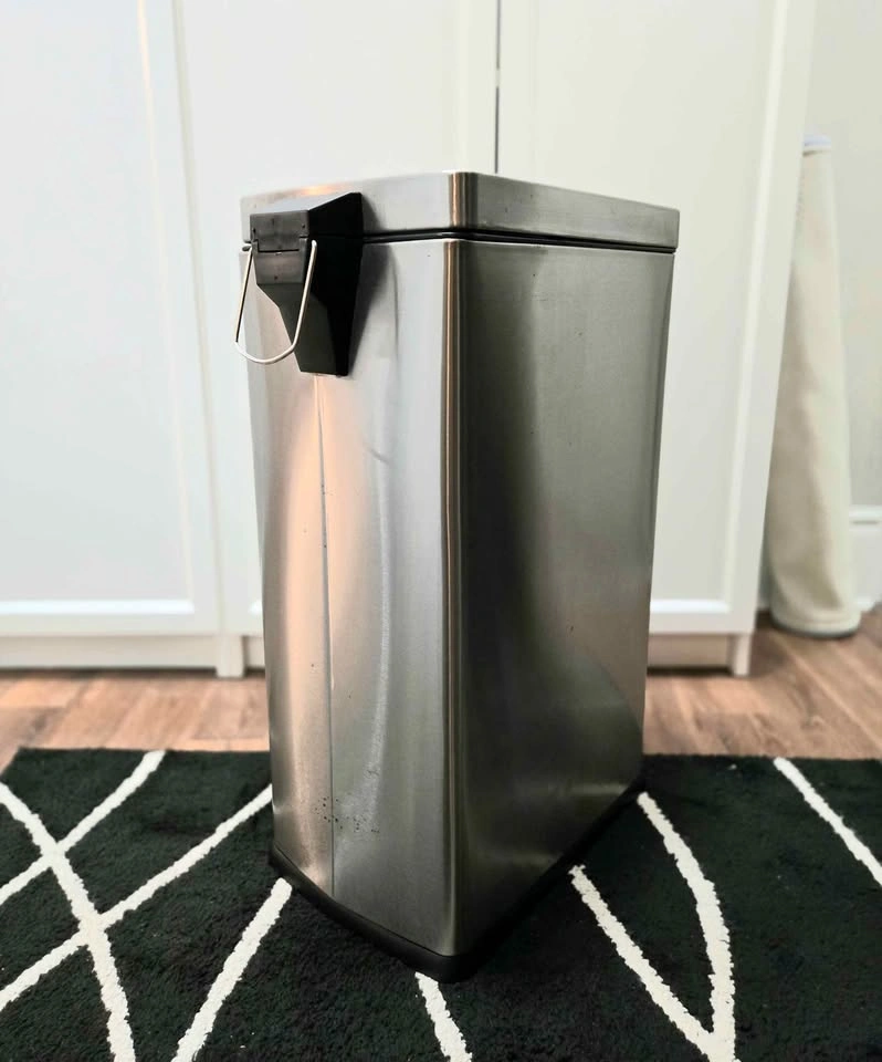 40 Liter Stainless Steel Step Trash Can - photo 2