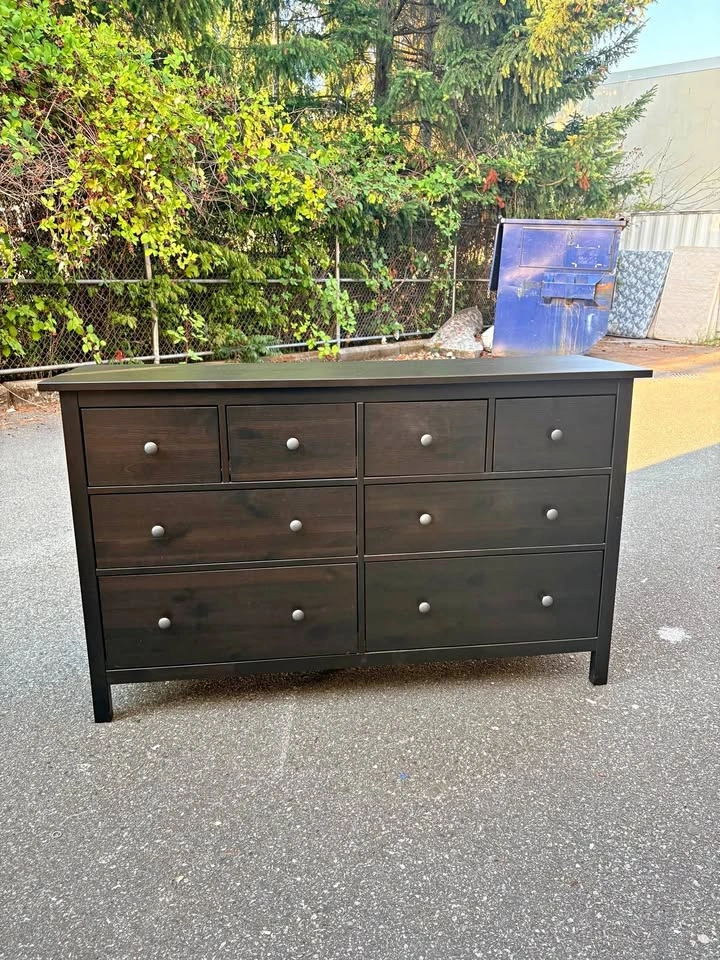 IKEA hemnes 8 drawer black- brown dresser