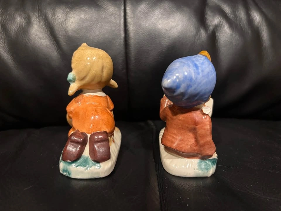 Vintage Mid-Century Japanese Hand Painted Ceramic Figurines - photo 2