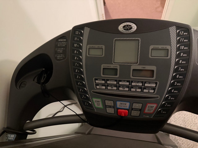 Horizon Elite 5.2T Treadmill - photo 2