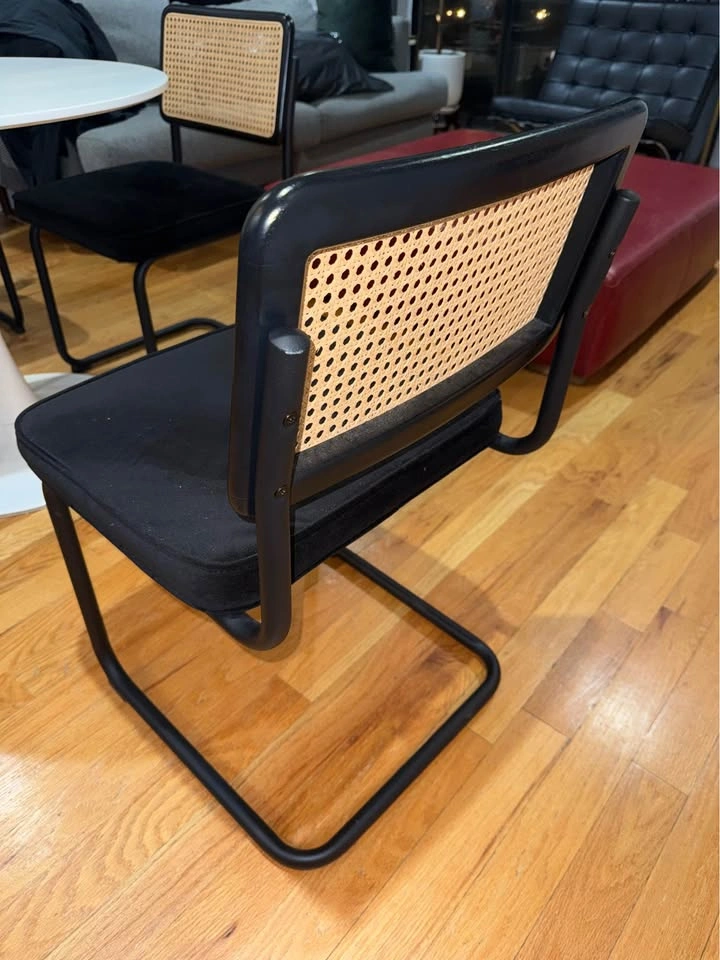 White Tulip Table and 4 Black Rattan Chairs - photo 4