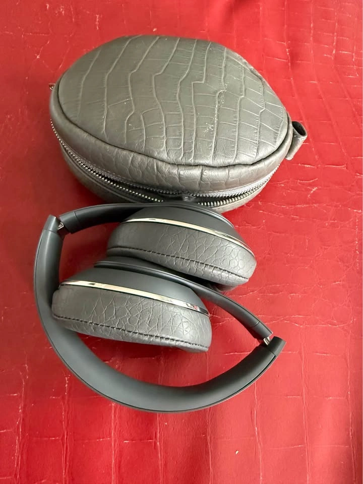 Beats by Dre Wireless Headphone x Alexander Wang - photo 3