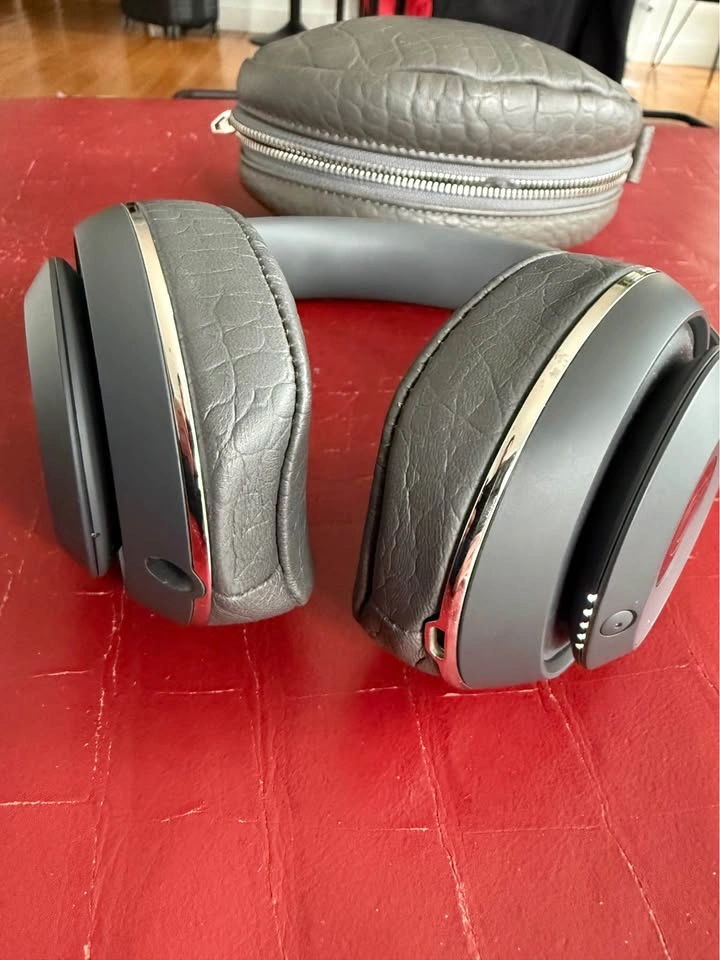 Beats by Dre Wireless Headphone x Alexander Wang - photo 5