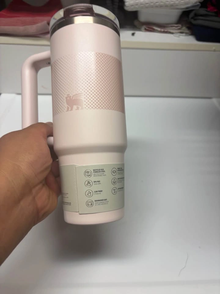 Brand New Stanley Quencher ProTour Tumbler 30 oz - Pink - photo 2