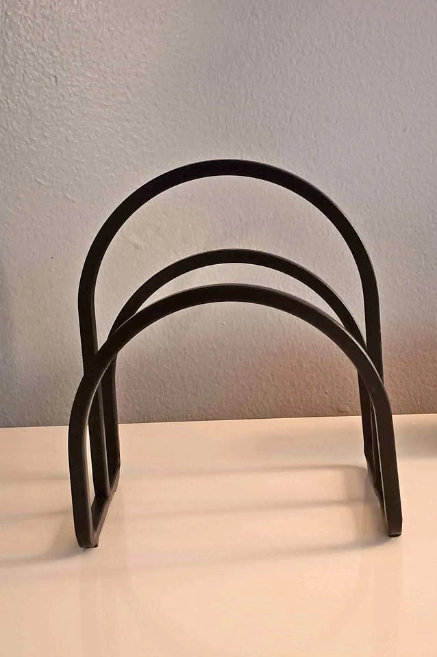 Umbra black napkin holder
