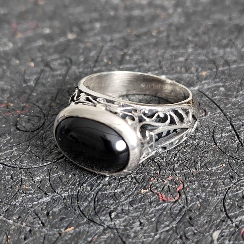 Onyx 925 sterling silver ring - size 7.5