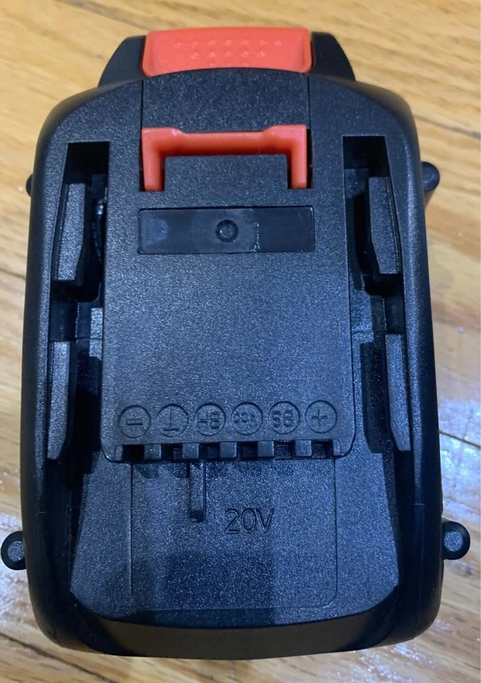 20V battery - photo 2