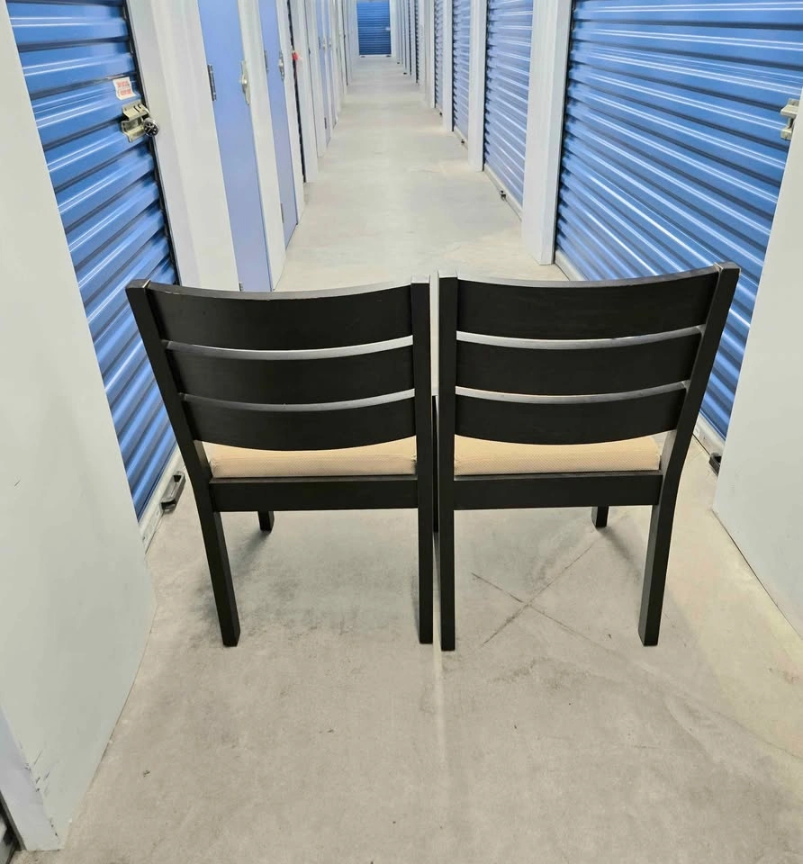 Set of 2 Modern Chairs - photo 2