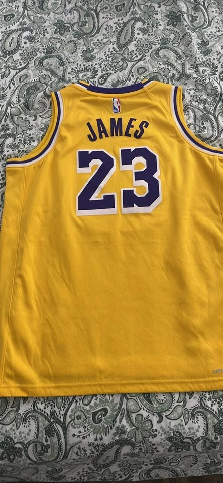 LeBron James Lakers Jersey in a size large - photo 2