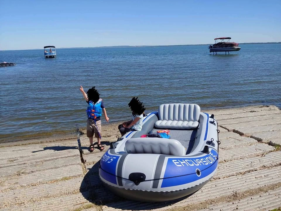 Intex Excursion 5 and Minn Kota motor - photo 4