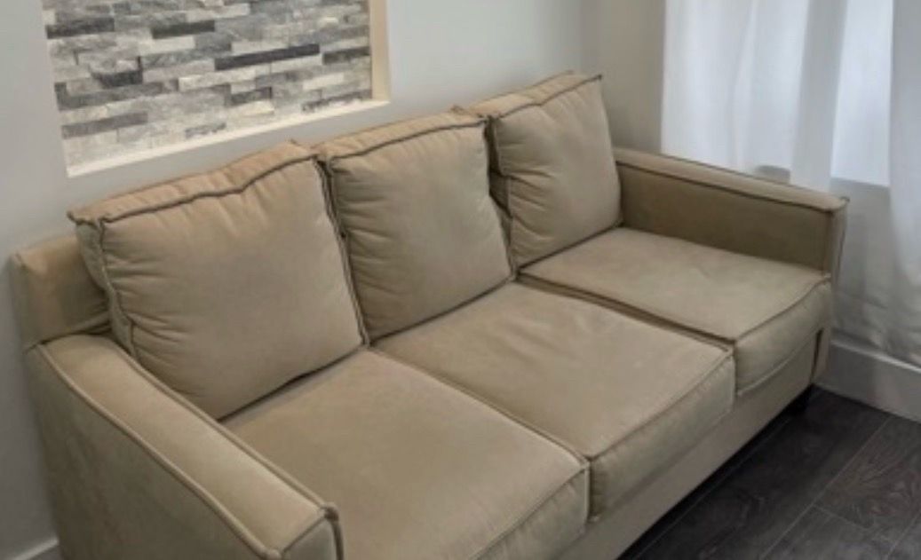 Move out sale: Sleeper Couch - photo 2