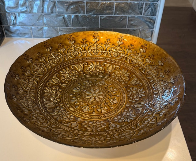 Elegant Amber Gold Embossed Glass Centrepiece Bowl - photo 3